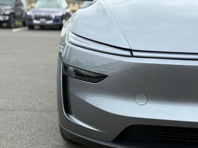 Used 2026 Tesla Model Y Long Range AWD/4WD image 13