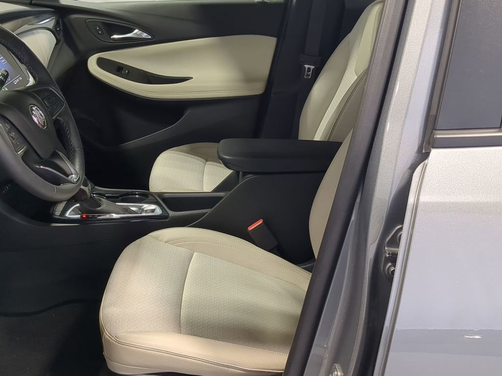 Used 2023 Buick Encore GX Preferred w/ Cold Weather Comfort Package image 16