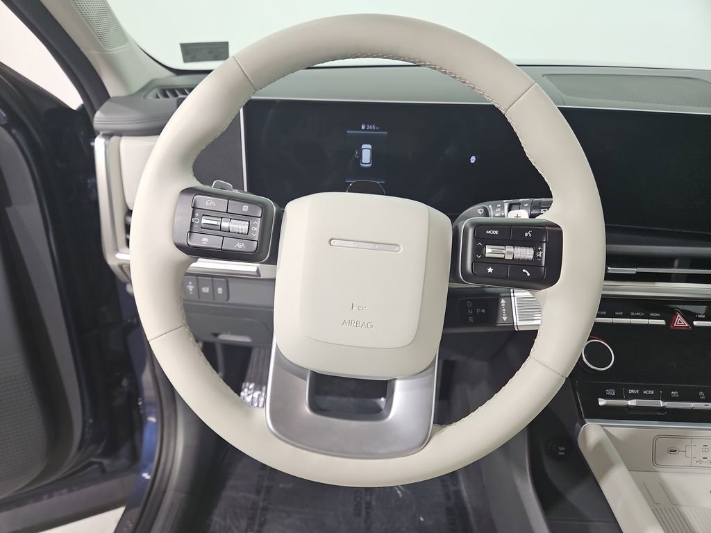 Certified 2025 Hyundai Santa Fe SEL image 16