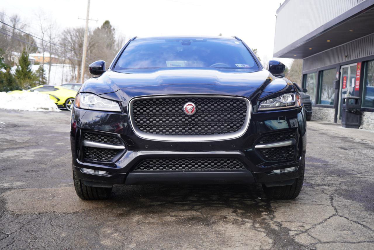 Used 2019 Jaguar F-PACE R-Sport image 15