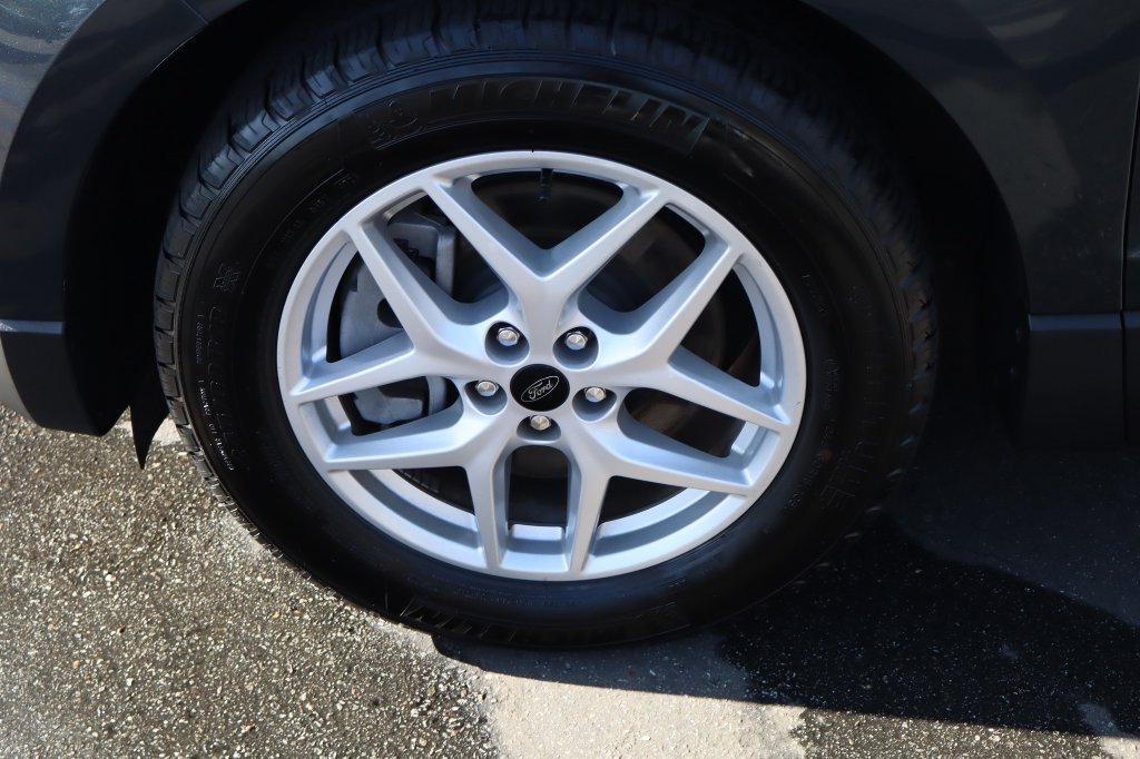 Used 2024 Ford Edge SEL AWD/4WD image 14