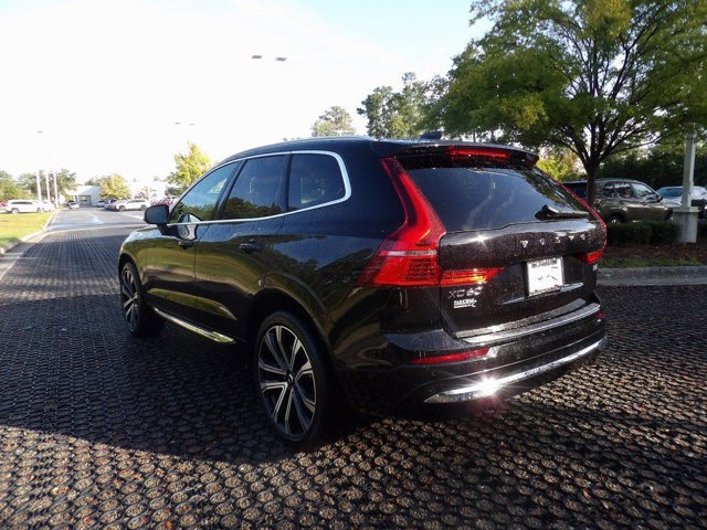 Certified 2023 Volvo XC60 B5 Ultimate w/ Climate Package image 7