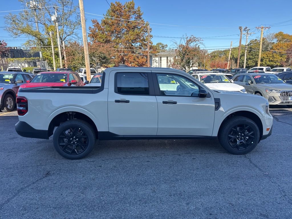 New 2025 Ford Maverick XLT w/ Black Appearance Package image 4