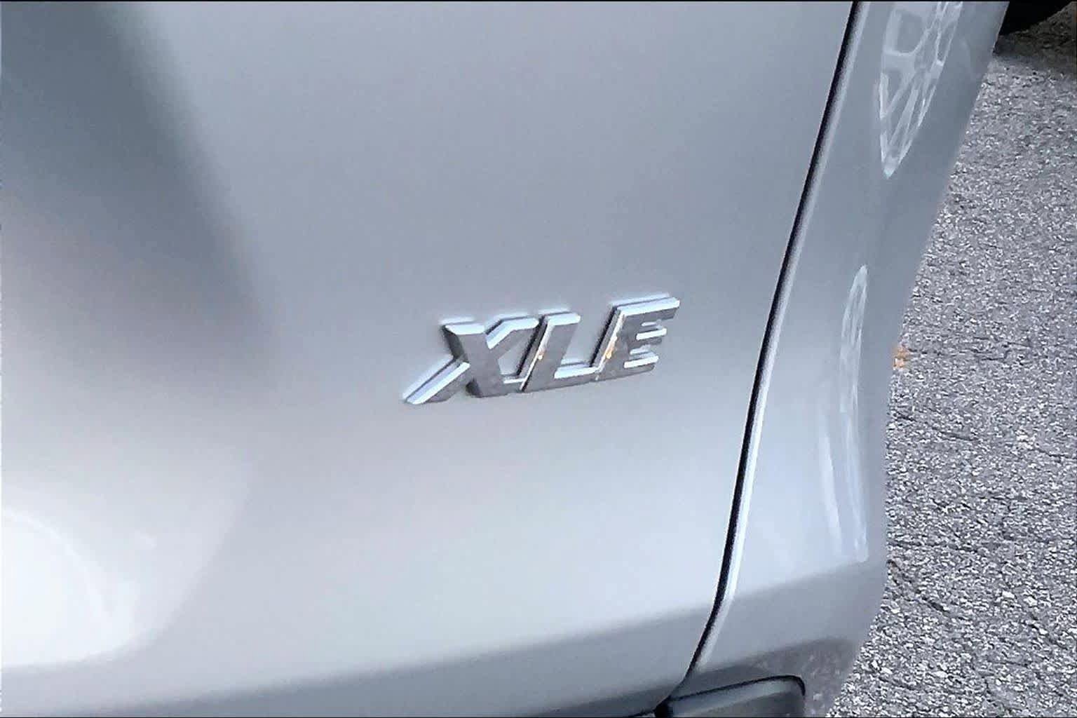 Used 2024 Toyota RAV4 XLE Premium w/ Weather Package FWD image 10