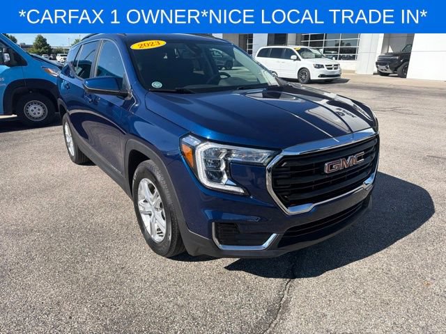 Used 2023 GMC Terrain SLE w/ Driver Convenience Package FWD image 3