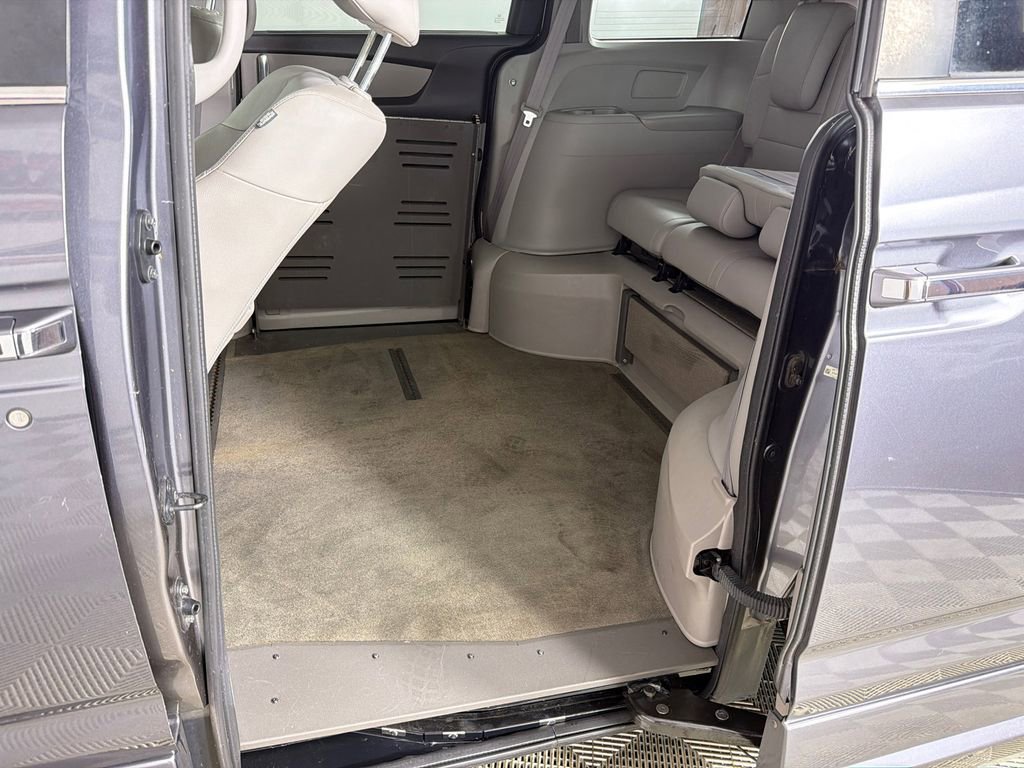 Used 2014 Honda Odyssey EX-L image 22