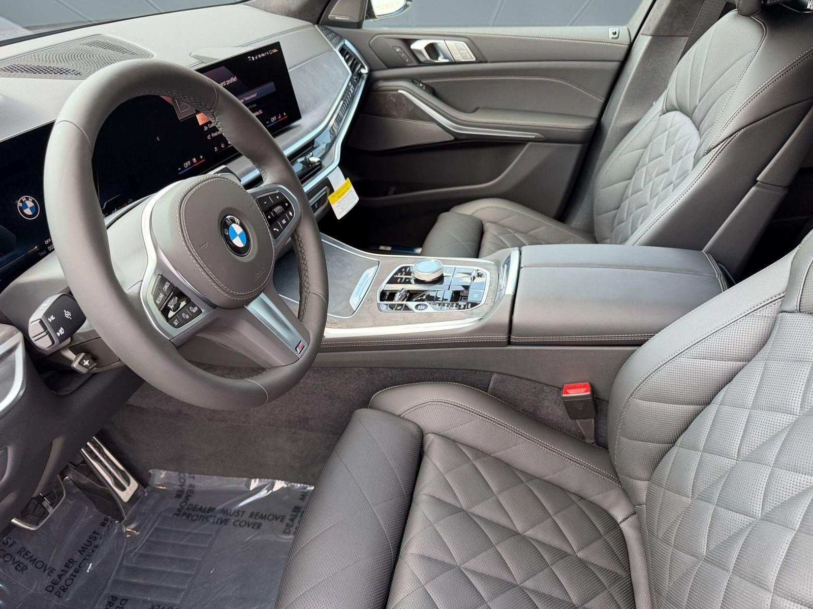 New 2027 BMW X7 xDrive40i w/ M Sport Package AWD/4WD image 4