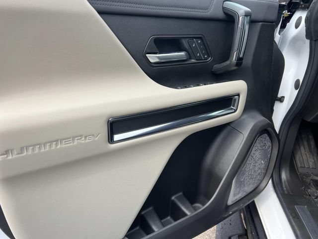 New 2026 GMC Hummer EV 4x4 Crew Cab image 14