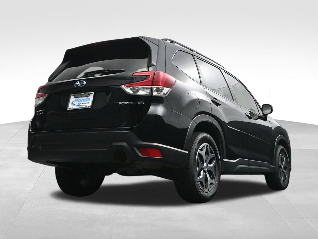 Used 2024 Subaru Forester Premium AWD/4WD image 38