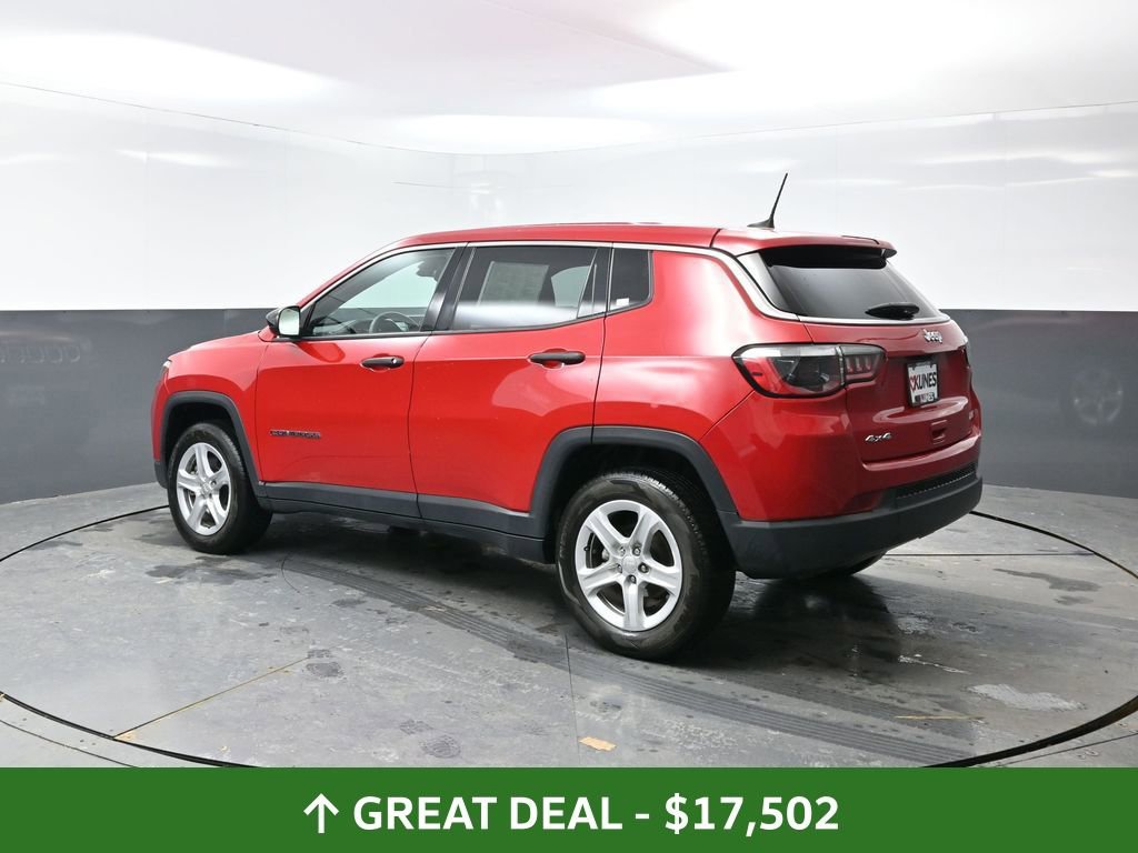 Used 2023 Jeep Compass Sport image 12