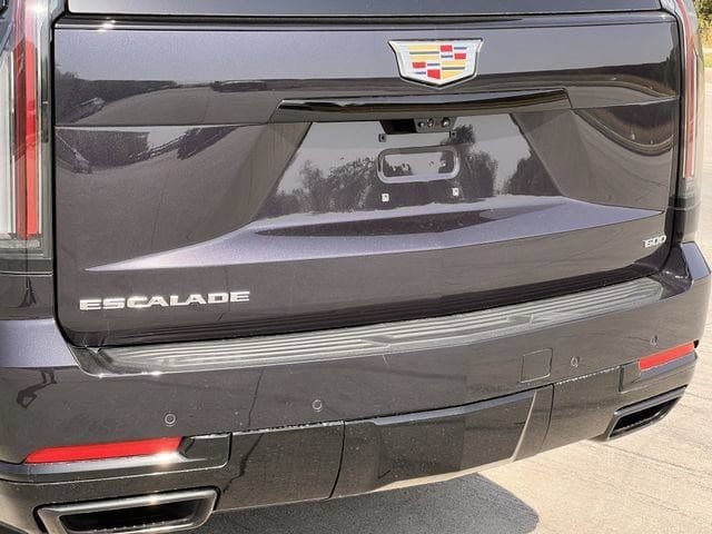 New 2026 Cadillac Escalade ESV Platinum Sport w/ LPO, Floor Liner Package AWD/4WD image 7