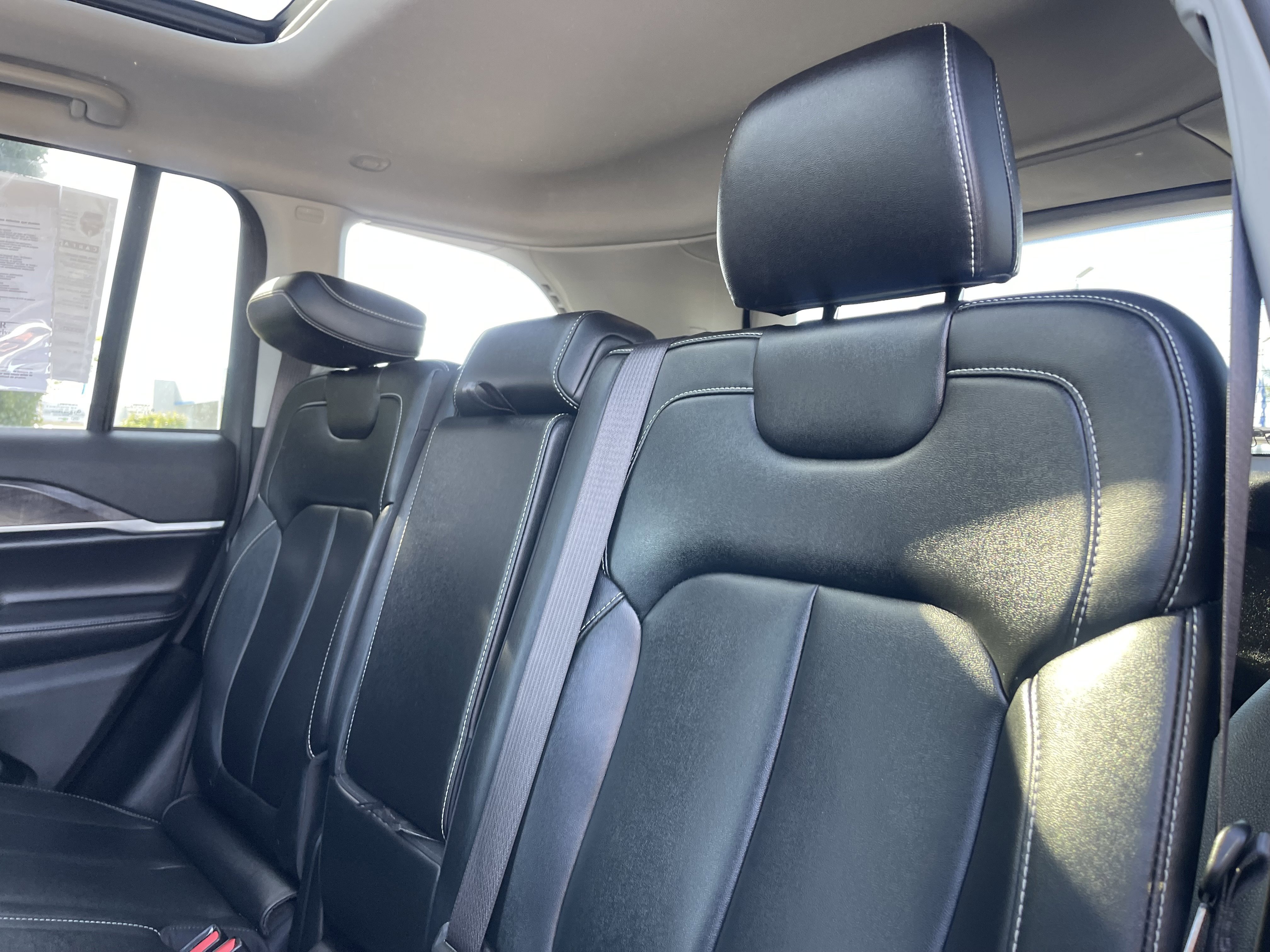 Used 2024 Jeep Grand Cherokee Limited 4xe AWD/4WD image 19