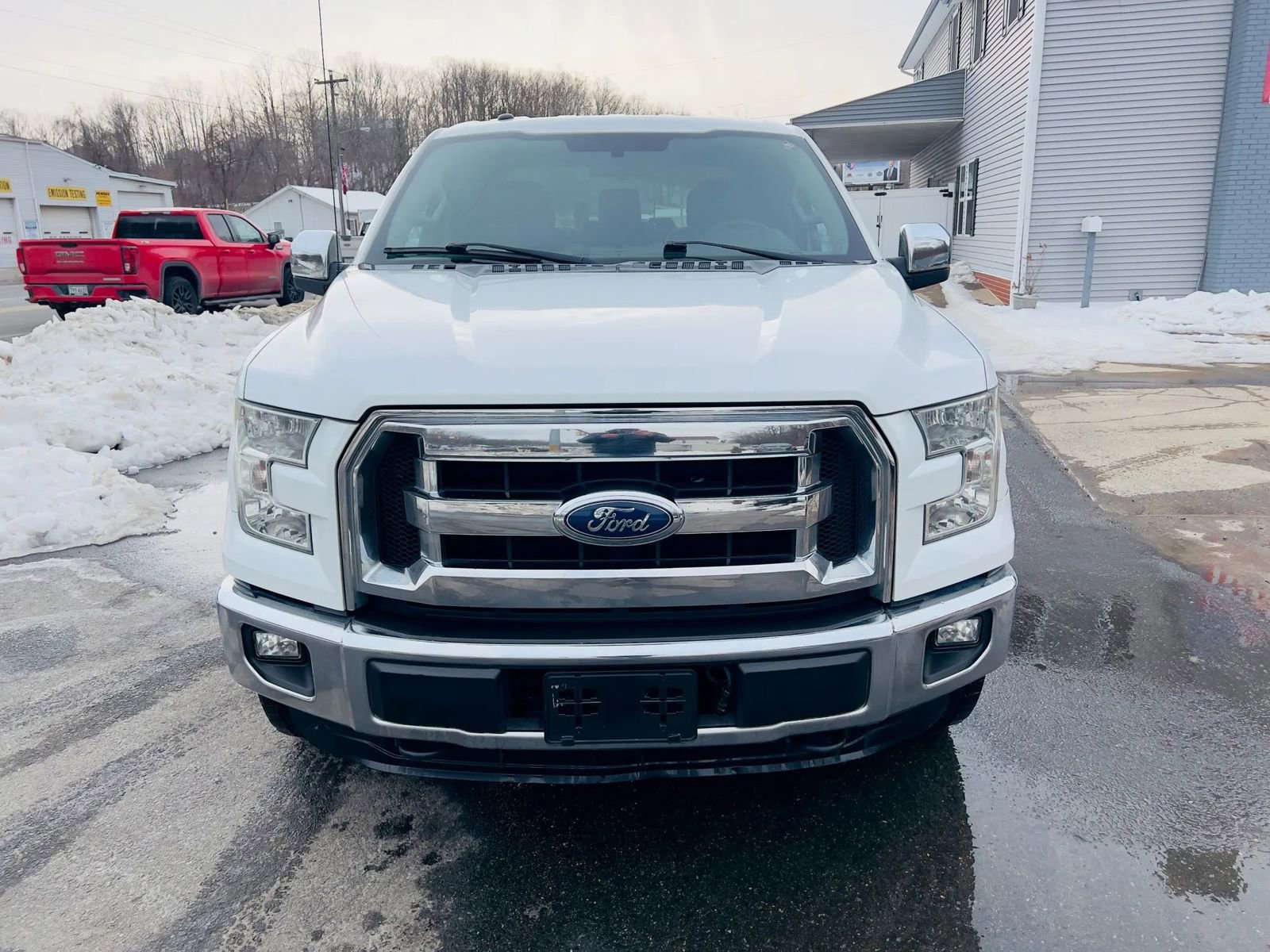 Used 2015 Ford F150 XLT w/ Trailer Tow Package image 2