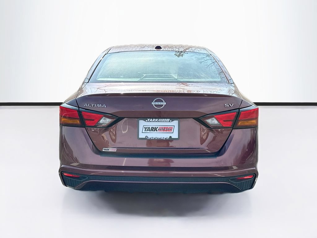 Certified 2024 Nissan Altima 2.5 SV FWD image 10
