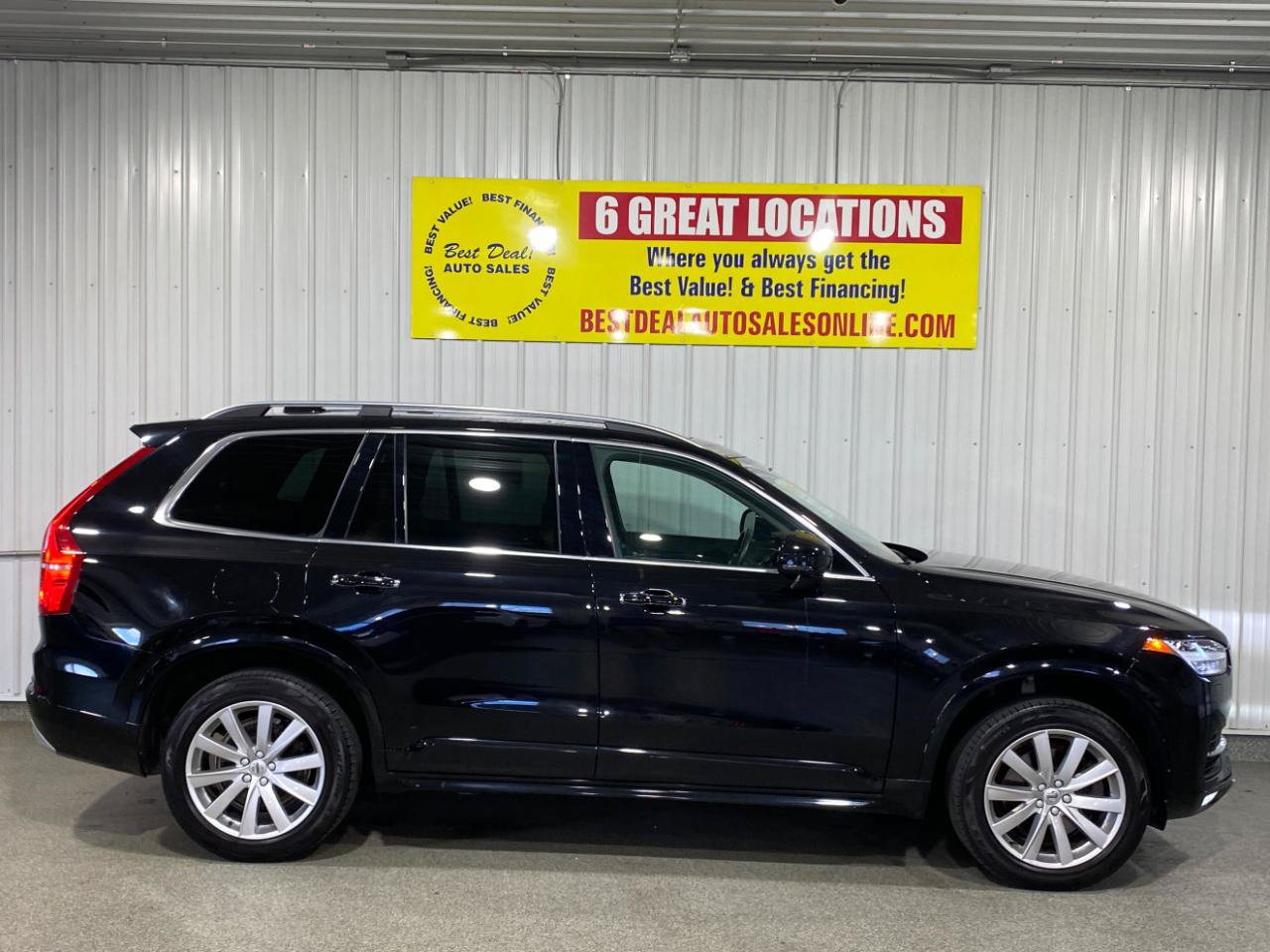 Used 2016 Volvo XC90 T6 Momentum w/ Protection Package Plus AWD/4WD image 28