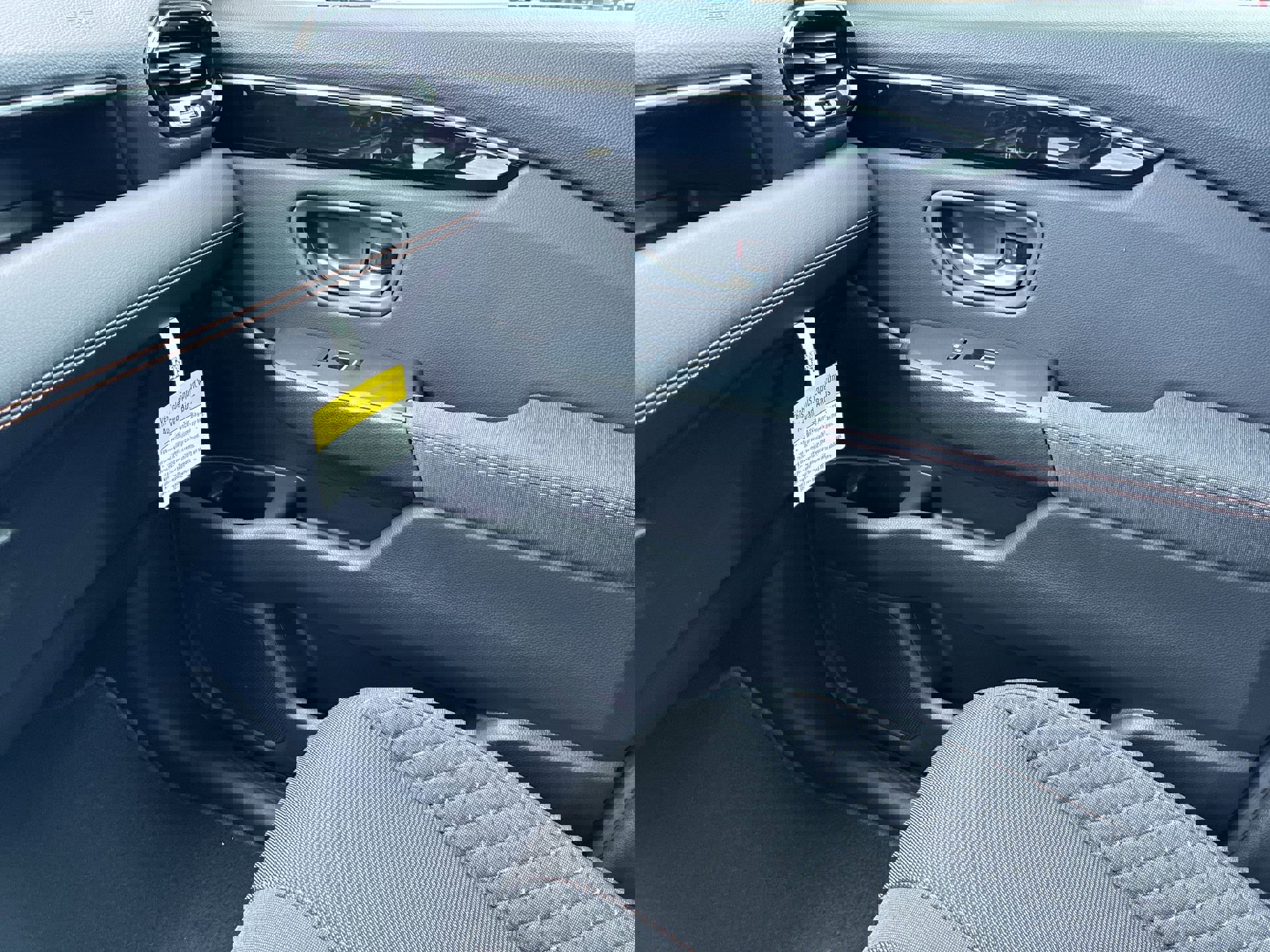 Certified 2025 Honda Pilot Sport image 31