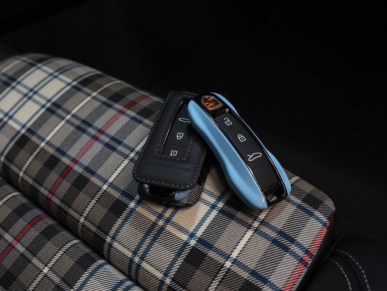 Certified 2025 Porsche 911 Turbo image 44