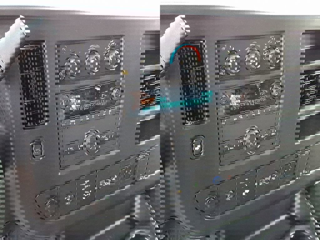 New 2025 Chevrolet Express 3500 w/ Driver Convenience Package image 12