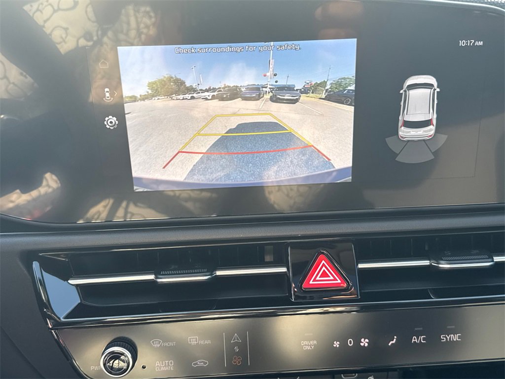 New 2024 Kia Niro EX Touring image 29