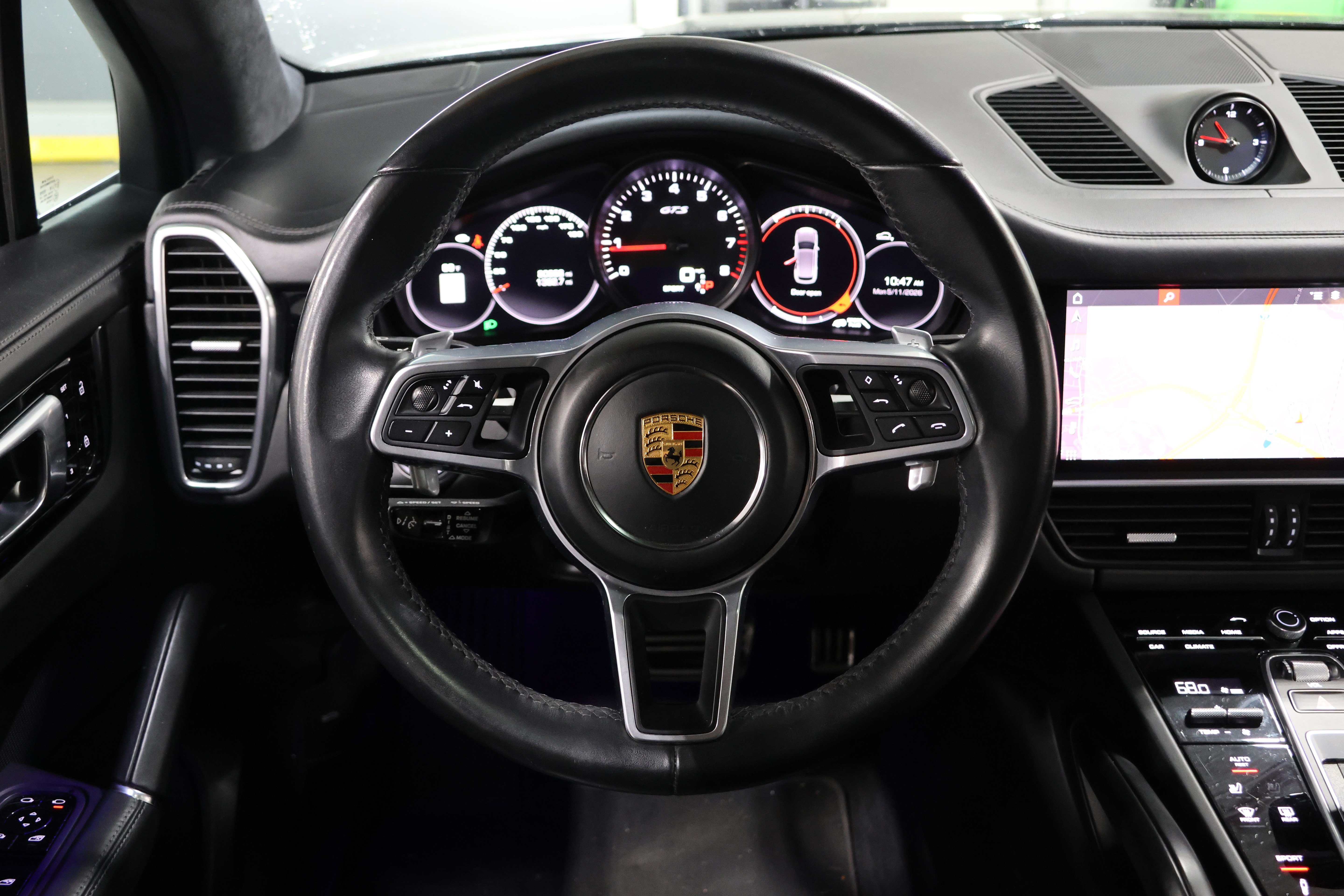 Used 2021 Porsche Cayenne GTS AWD/4WD image 17