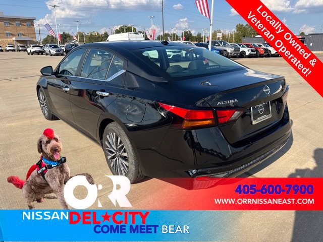 Used 2025 Nissan Altima 2.5 SV FWD image 3