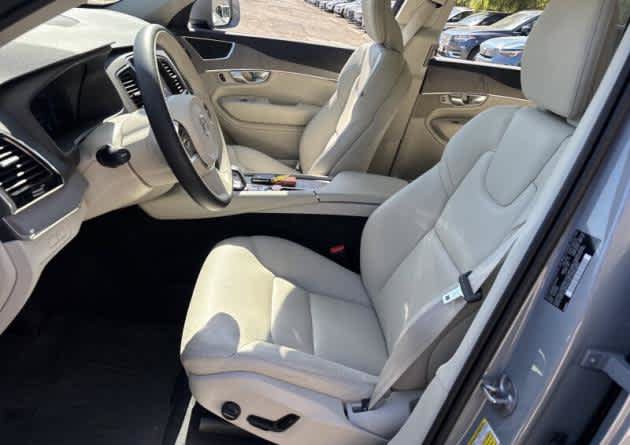 Used 2025 Volvo XC90 T8 Plus w/ Protection Package Premier AWD/4WD image 2