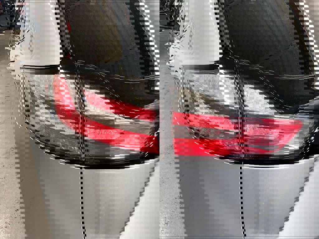 Used 2023 Ford Edge SEL AWD/4WD image 31