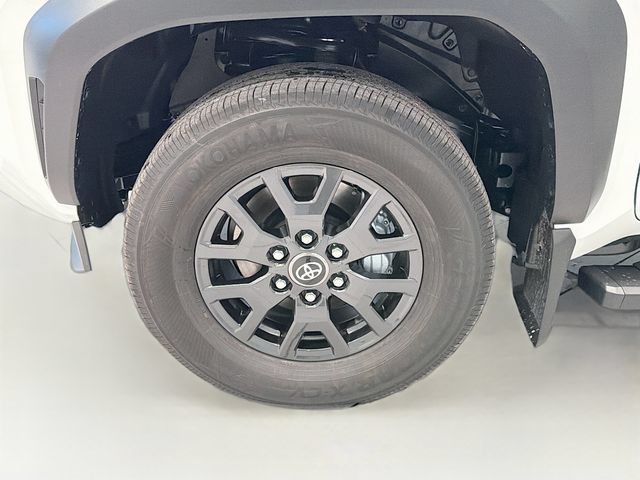 New 2026 Toyota 4Runner SR5 RWD image 24
