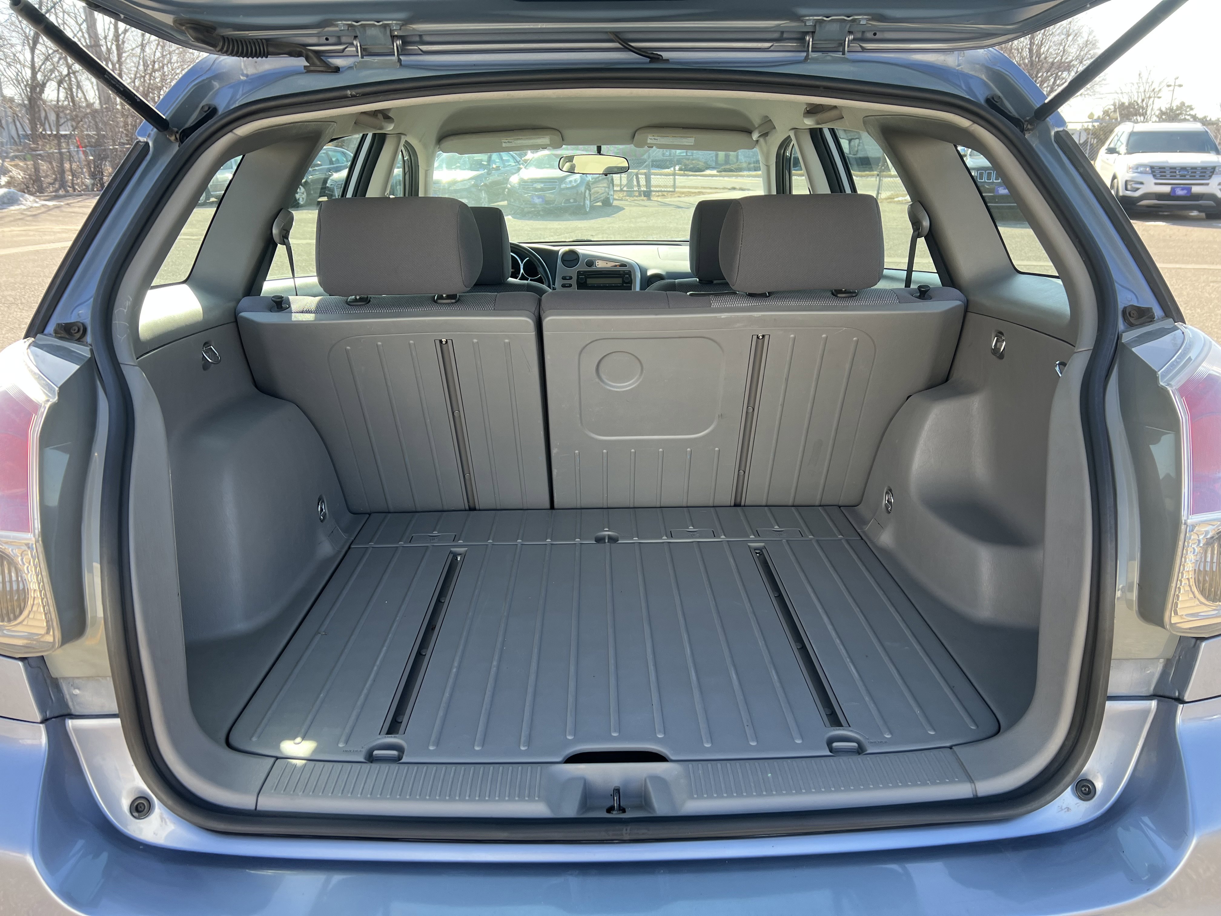 Used 2005 Toyota Matrix XR image 10