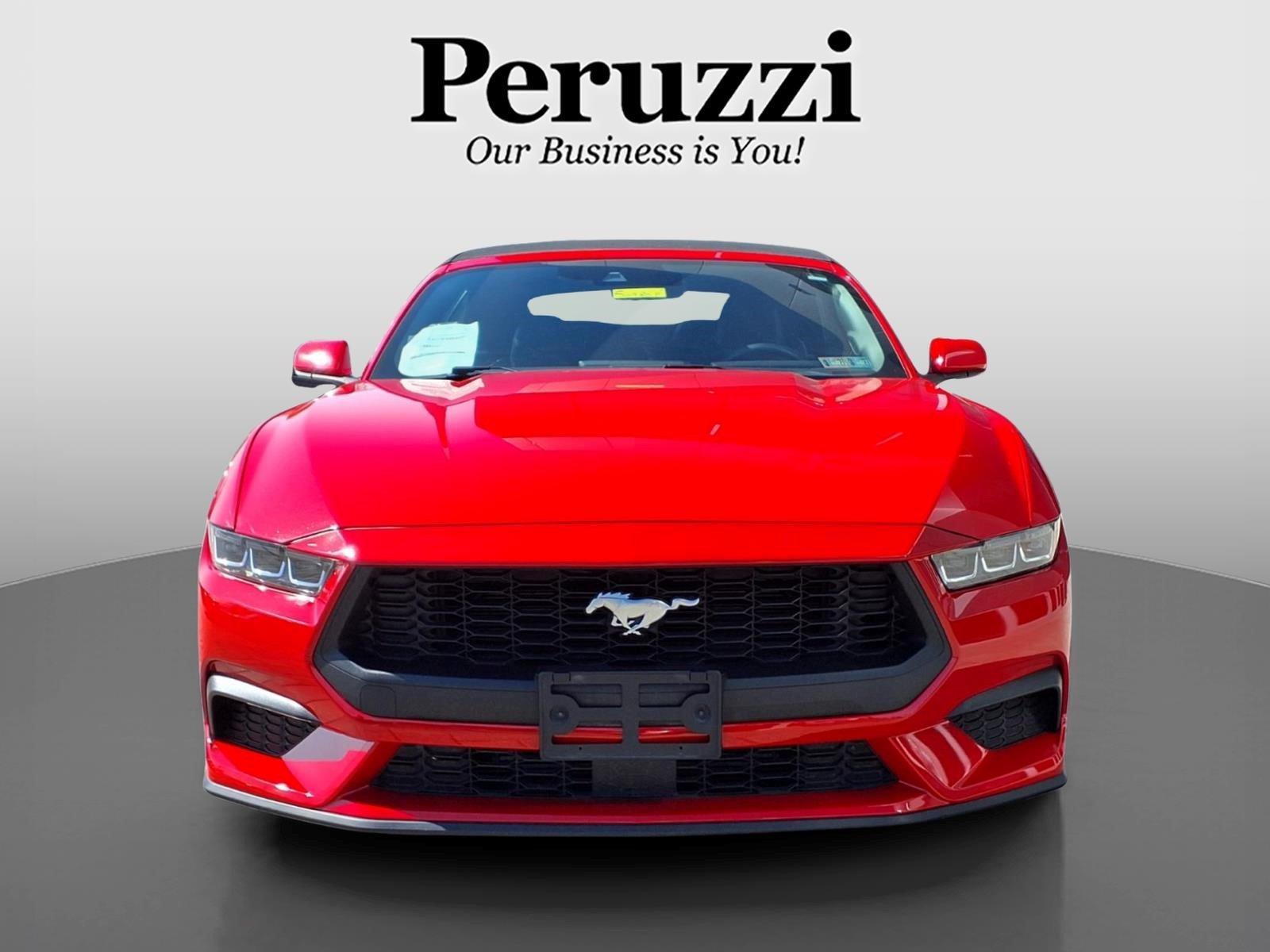Used 2024 Ford Mustang Convertible RWD image 9