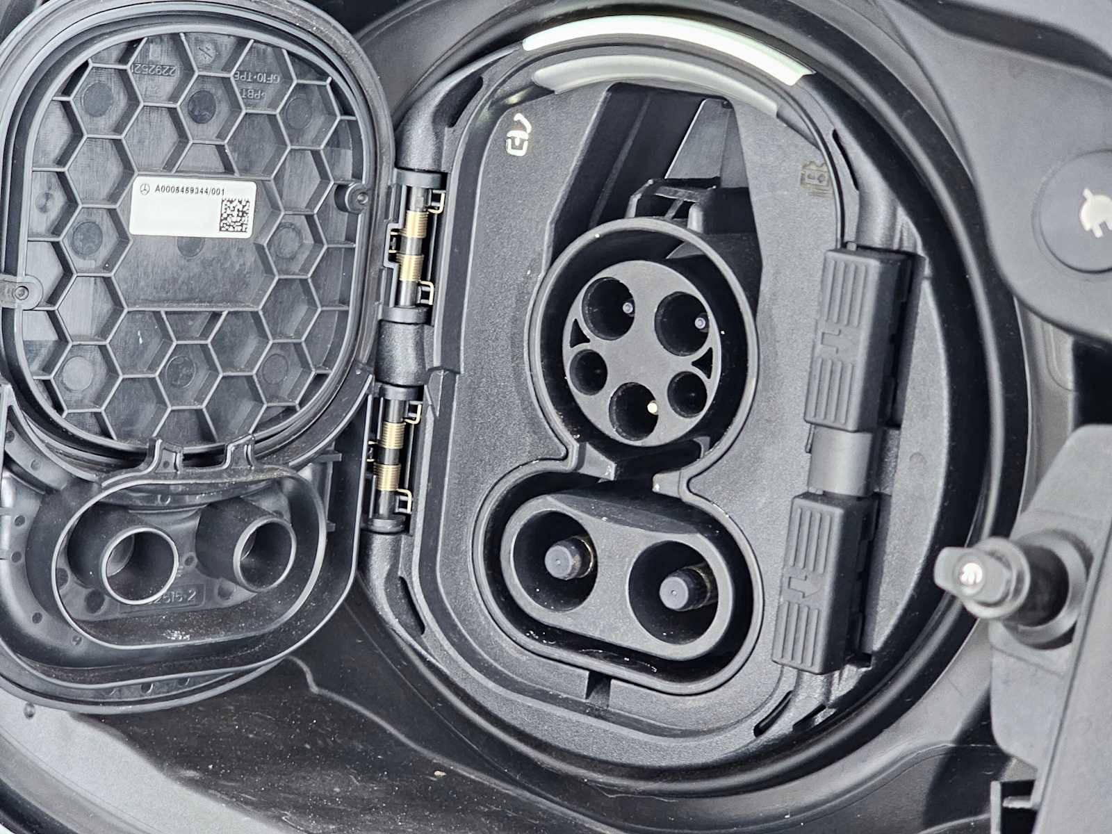 Certified 2025 Mercedes-Benz GLC 350e 4MATIC image 15