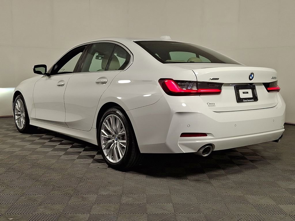Certified 2024 BMW 330i xDrive Sedan w/ Convenience Package AWD/4WD image 7