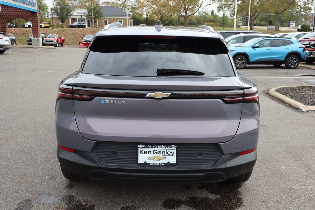 New 2026 Chevrolet Equinox EV LT image 31