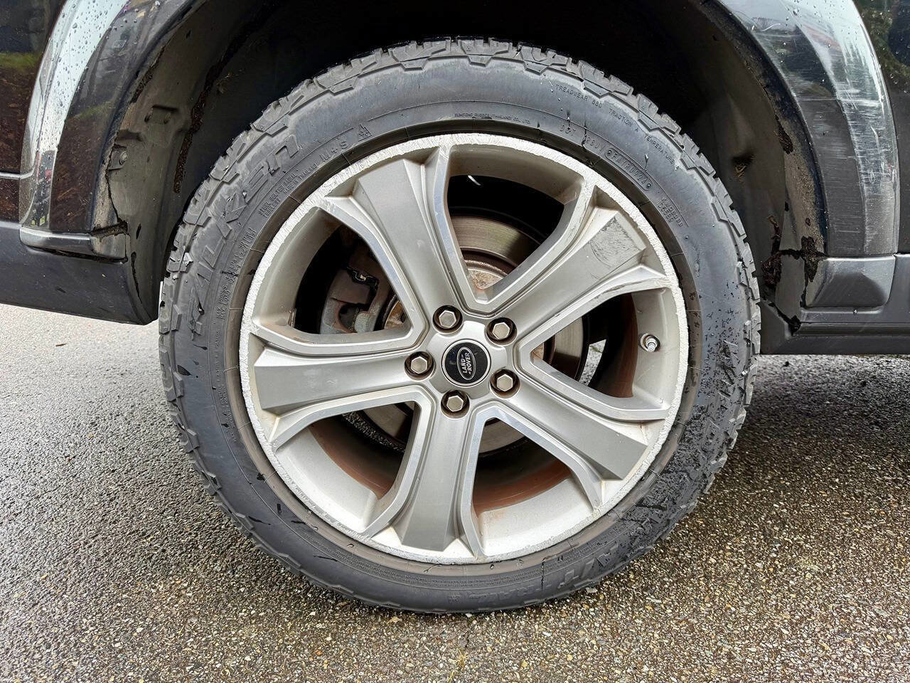 Used 2013 Land Rover LR4 HSE AWD/4WD image 34