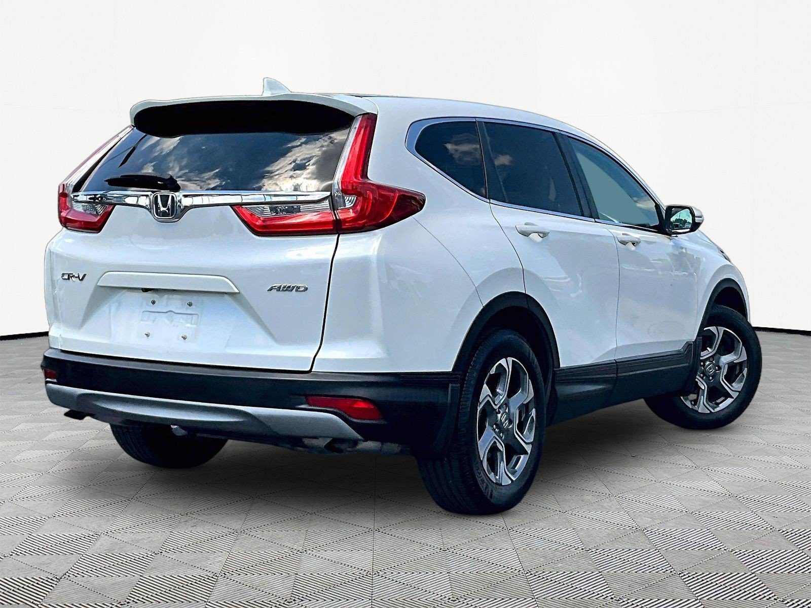 Used 2018 Honda CR-V EX image 6