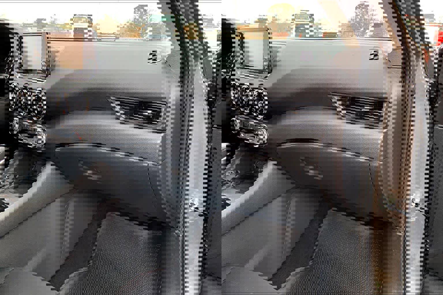 Used 2024 Nissan Sentra S image 19