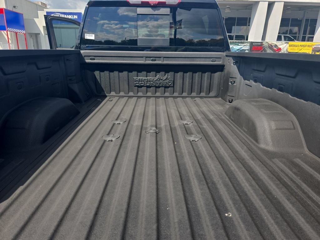 Used 2024 Chevrolet Silverado 2500 High Country w/ High Country Premium Package AWD/4WD image 23