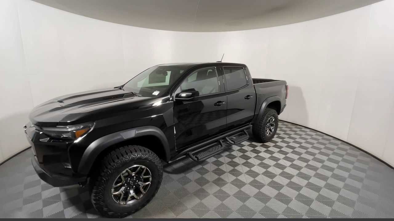 New 2026 Chevrolet Colorado ZR2 w/ Technology Package image 8