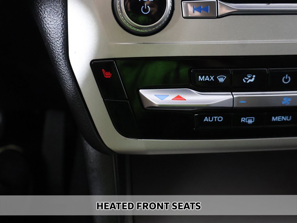 Used 2022 Ford Explorer XLT image 5