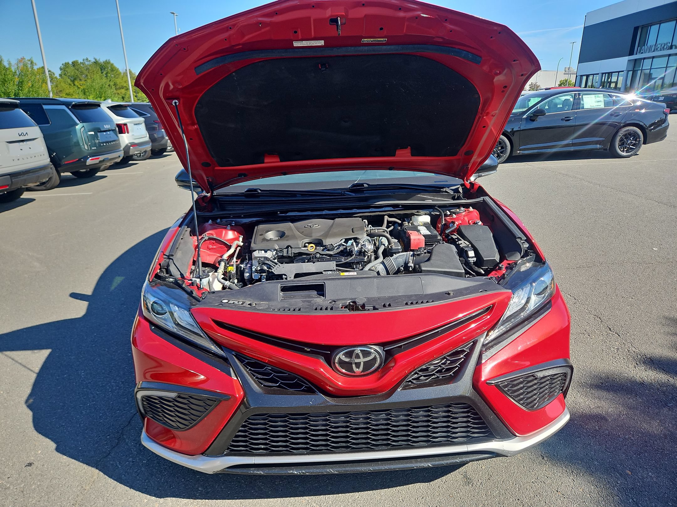 Used 2023 Toyota Camry XSE FWD image 19