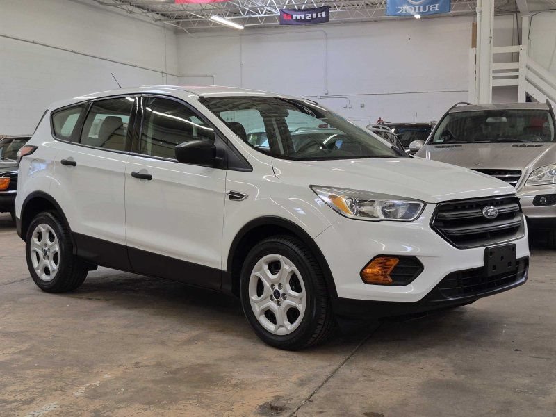 Used 2017 Ford Escape S FWD image 3
