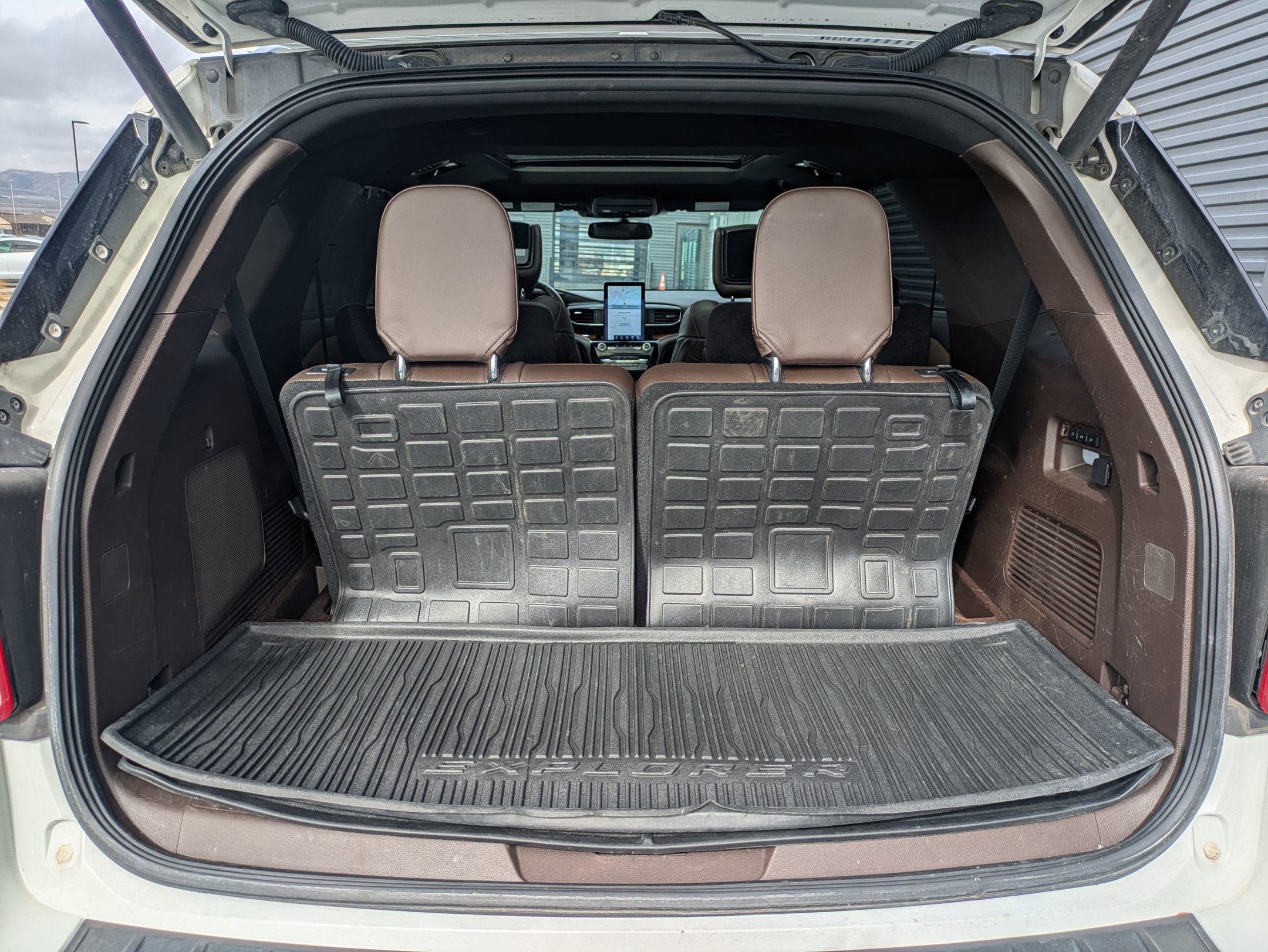 Used 2022 Ford Explorer King Ranch w/ Premium Technology Package image 27