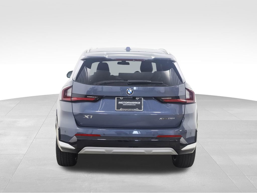 Used 2026 BMW X1 xDrive28i image 4