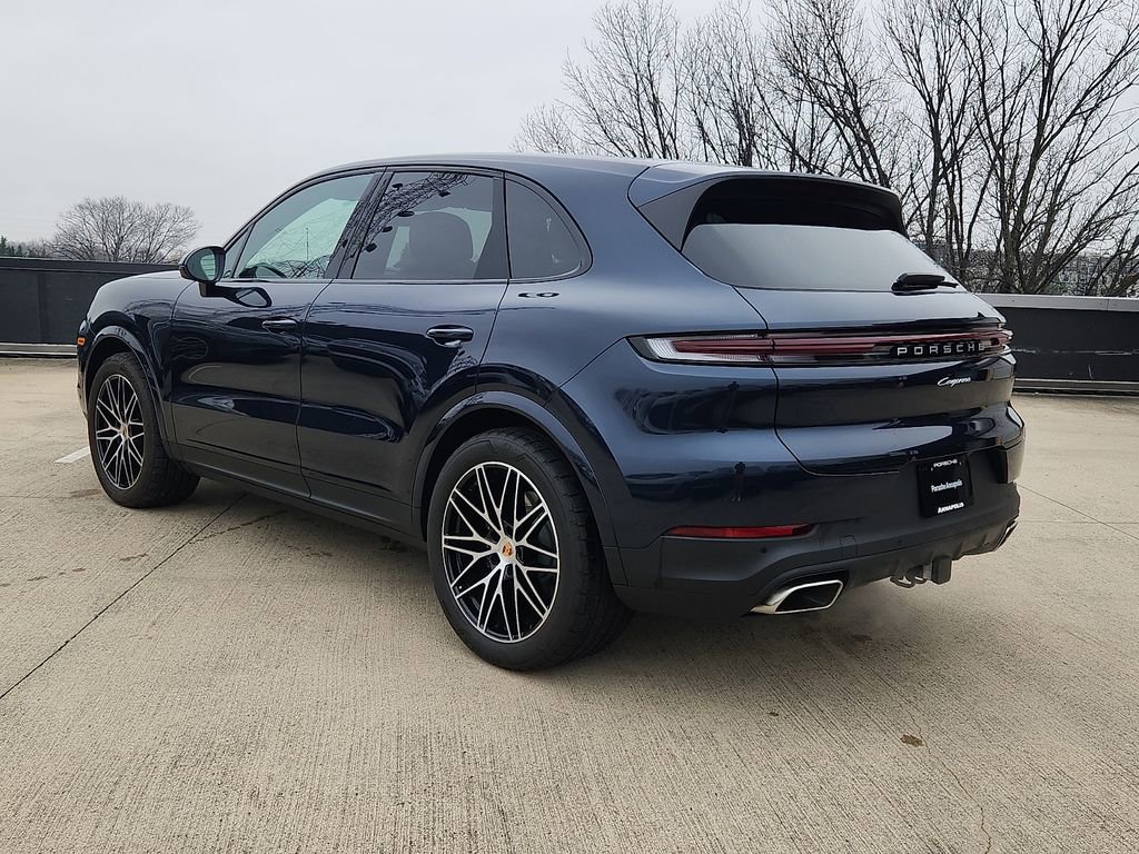 New 2025 Porsche Cayenne image 3