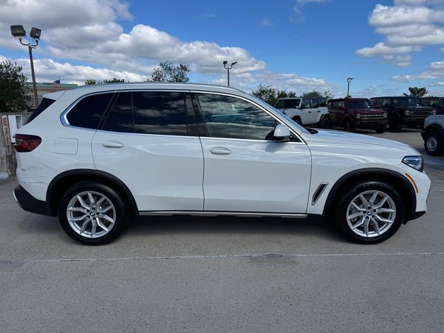 Used 2023 BMW X5 xDrive40i w/ Premium Package AWD/4WD image 7
