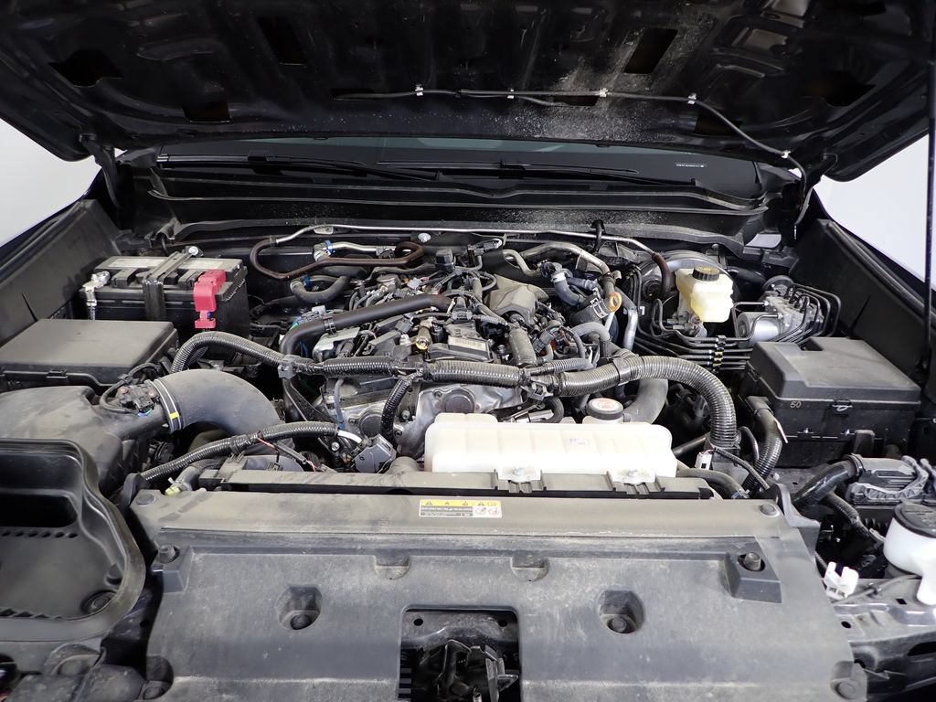 Used 2025 Toyota Tacoma TRD Sport AWD/4WD image 11