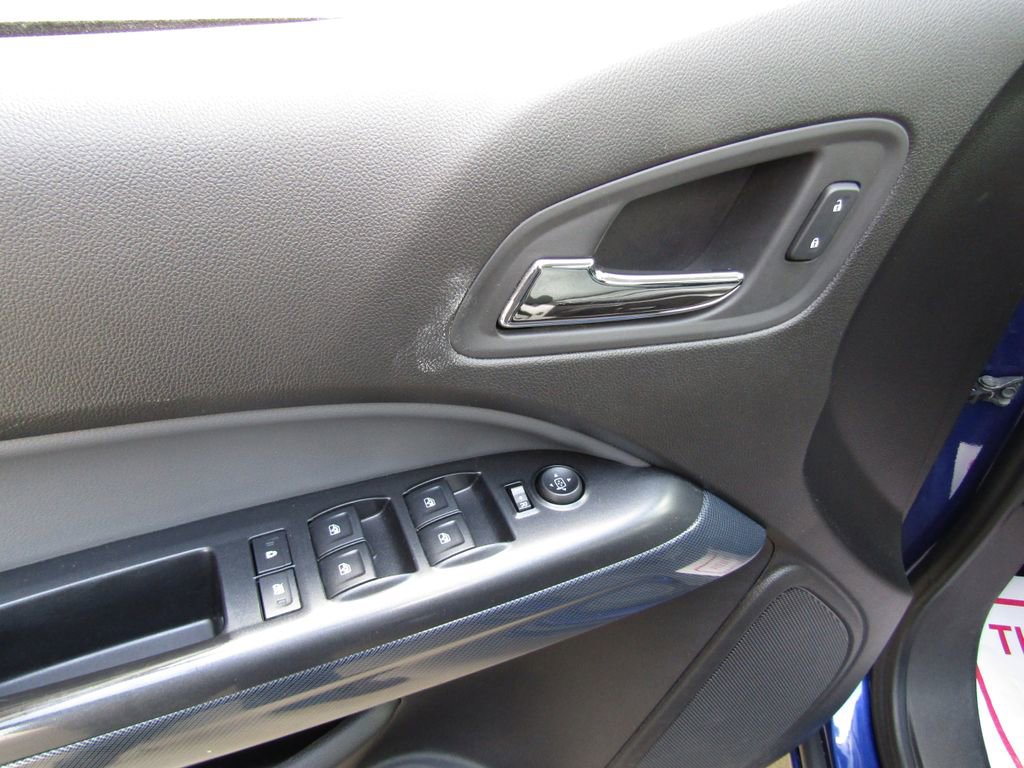 Used 2016 Chevrolet Colorado Z71 AWD/4WD image 21