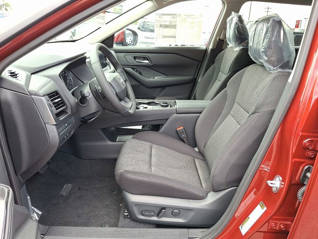 New 2026 Nissan Rogue SV image 10