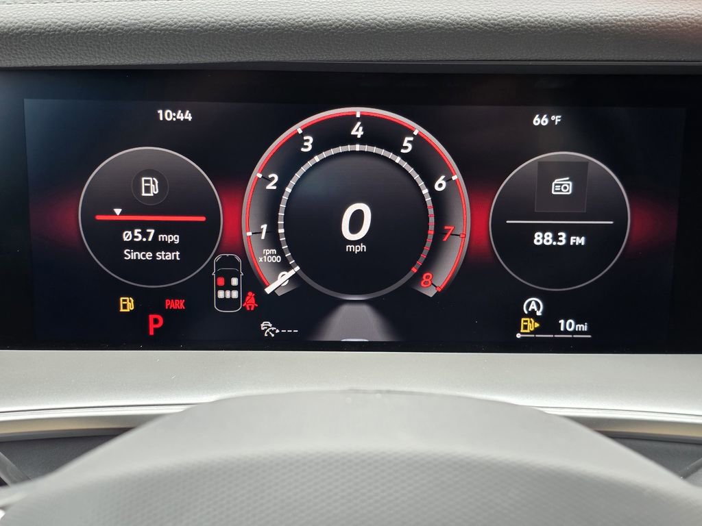 New 2026 Volkswagen Tiguan SE image 11