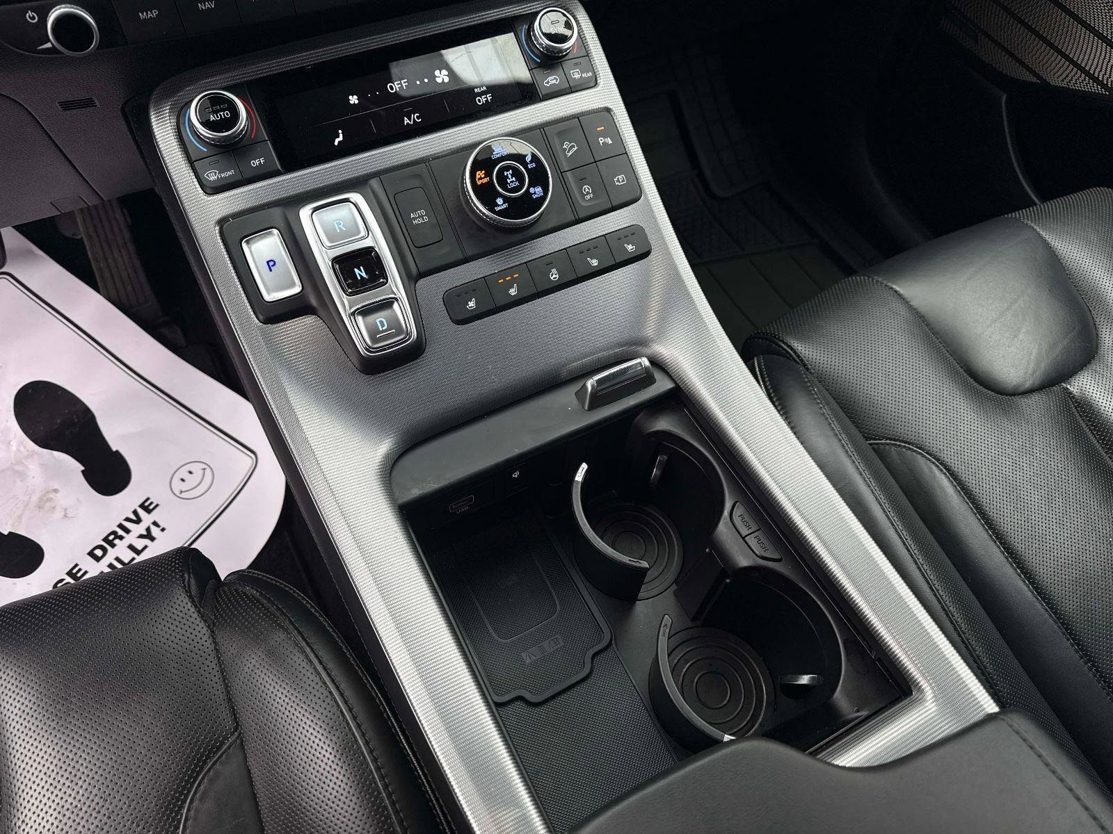 Used 2023 Hyundai Palisade Calligraphy image 24